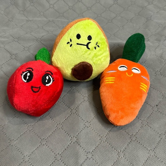 Vibrant Plush Dog Toy Set - Small to Medium Dog Avocado, Tomato, Carrot - Picture 1 of 4